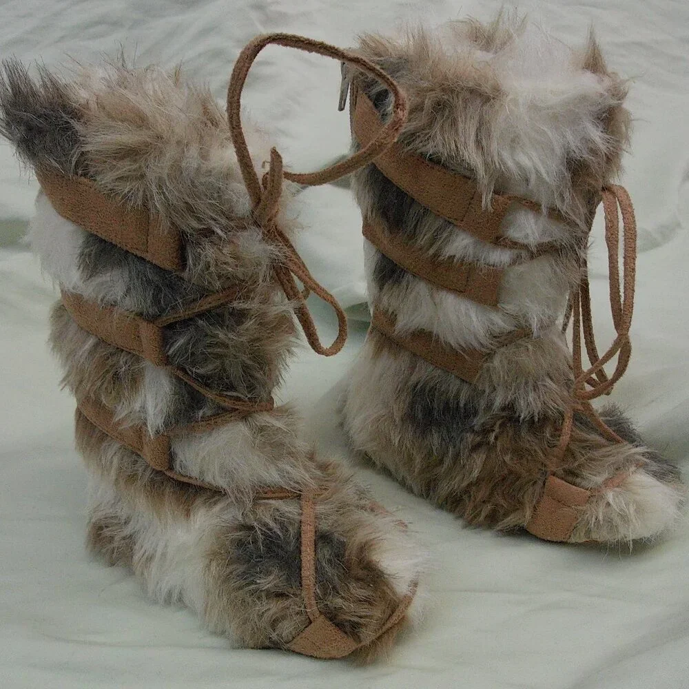 Joyfolie fur zoe boots in cream - new!